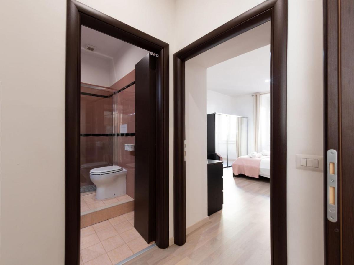 The Best Rent - Spacious Apartment Near Roma Termini Station Екстер'єр фото