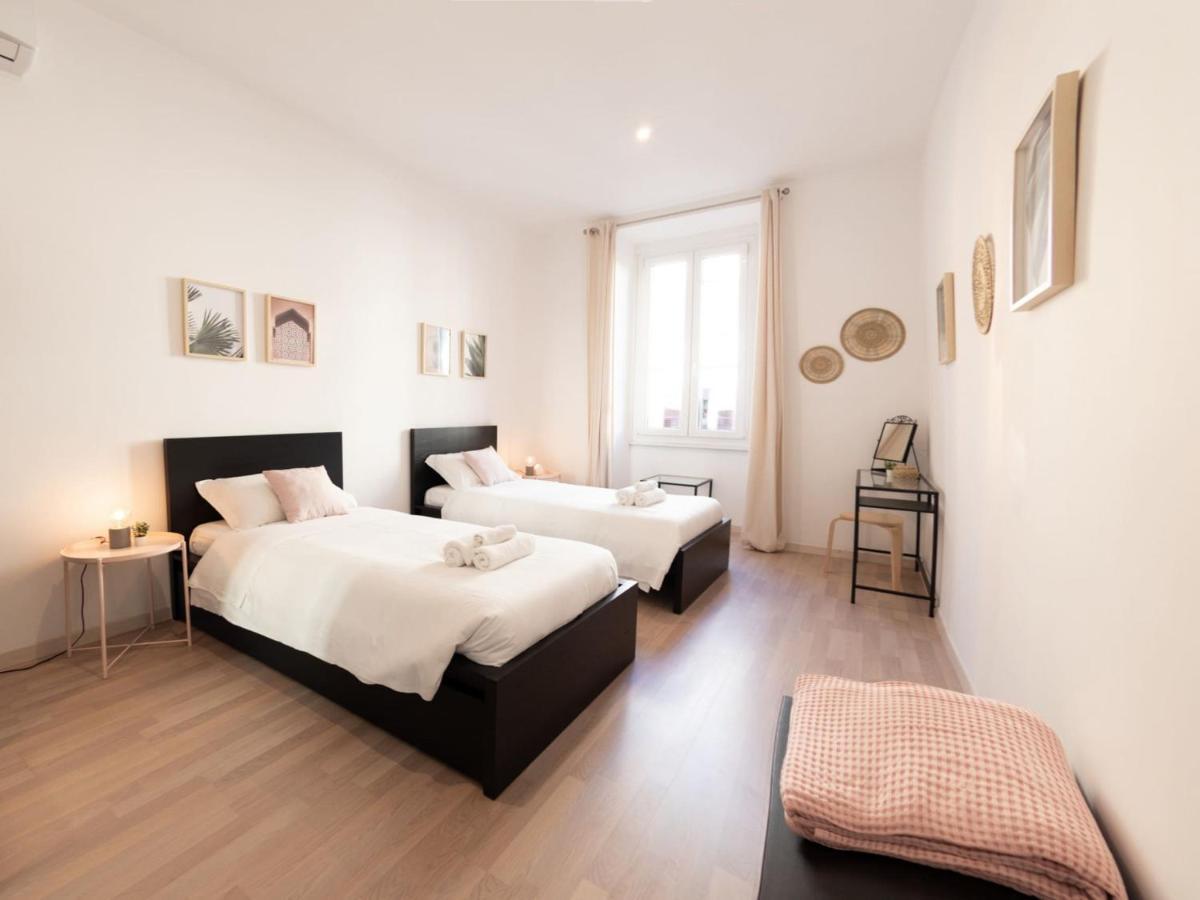 The Best Rent - Spacious Apartment Near Roma Termini Station Екстер'єр фото
