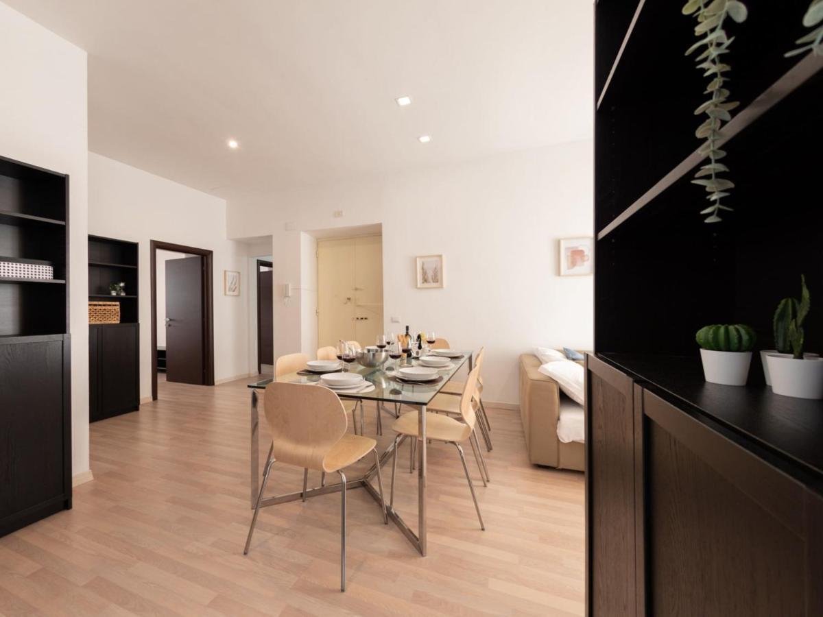 The Best Rent - Spacious Apartment Near Roma Termini Station Екстер'єр фото