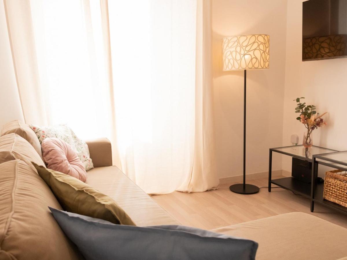 The Best Rent - Spacious Apartment Near Roma Termini Station Екстер'єр фото